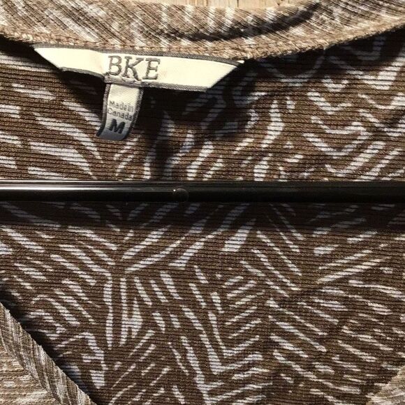 Blouse inside out design from BKE size medium - Picture 4 of 4